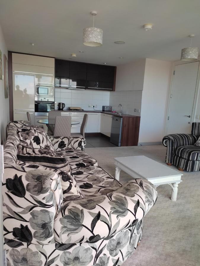 Benji & Milos Apartments Белфаст Экстерьер фото